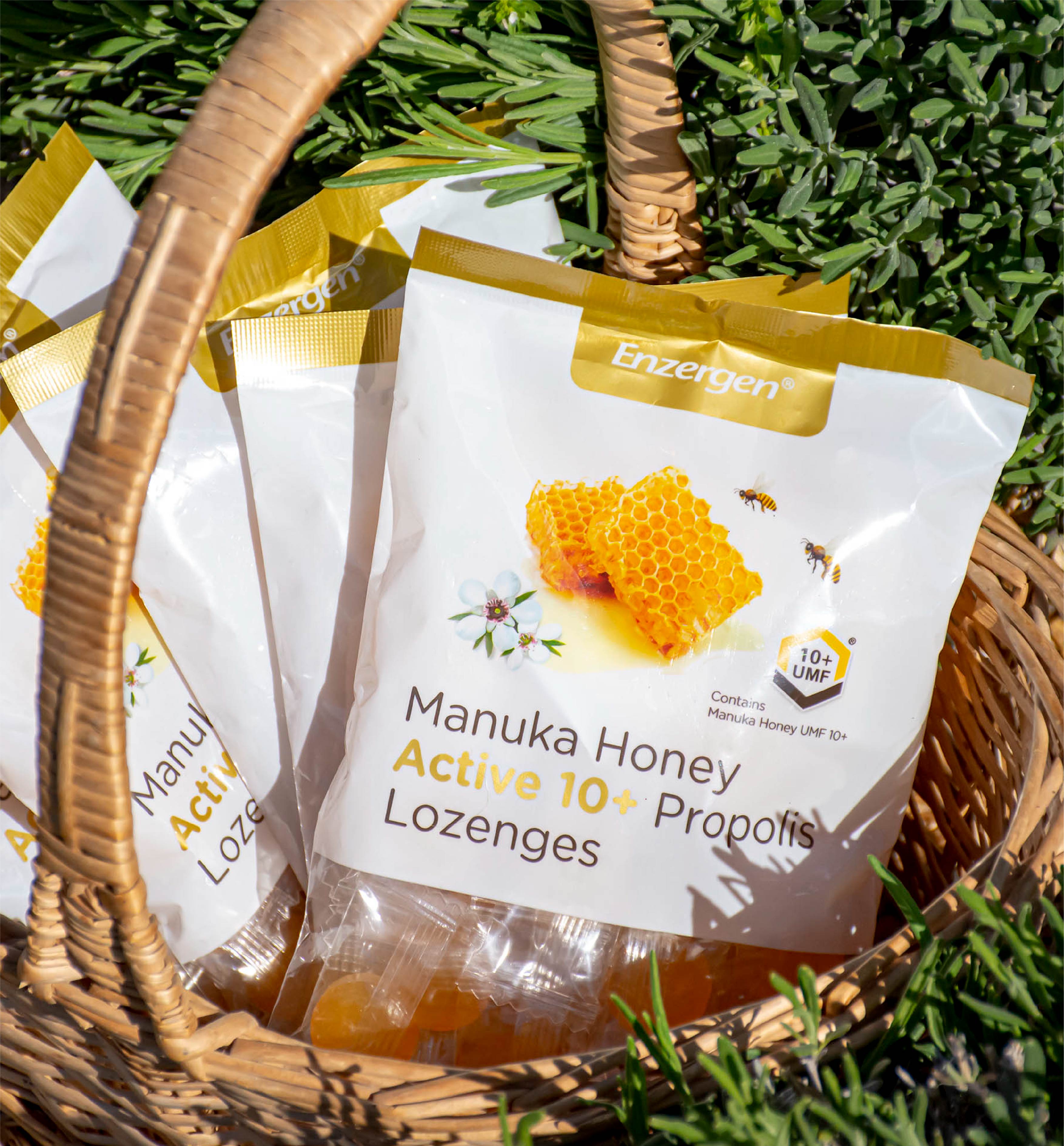 Product image of Manuka Honey UMF® 10+ Propolis Lozenges from KiwiCorp – soothing lozenges for throat and immunity.